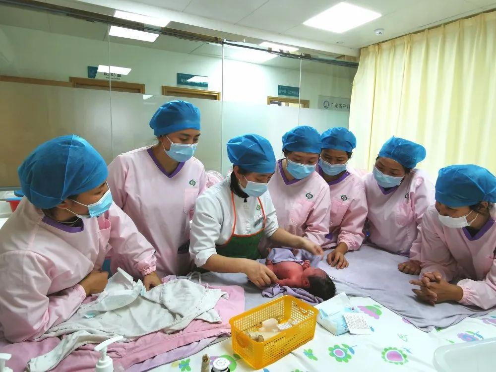 右玉县妇婴监护型护送